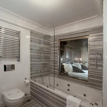 Hotel Garden Luxury Suites *